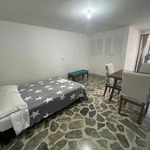  Apartamento Cómodo En Laureles , Céntrico Y Bien Ubicado Apto 301